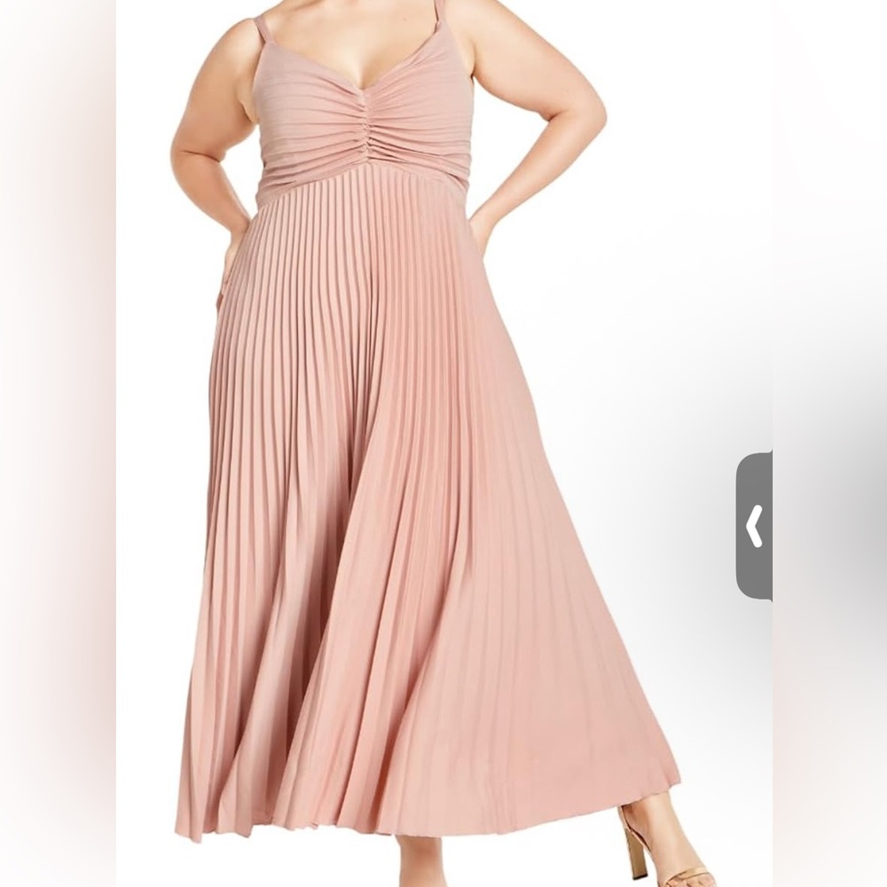 Elegant Pastel Pink Pleated Dress 🌸